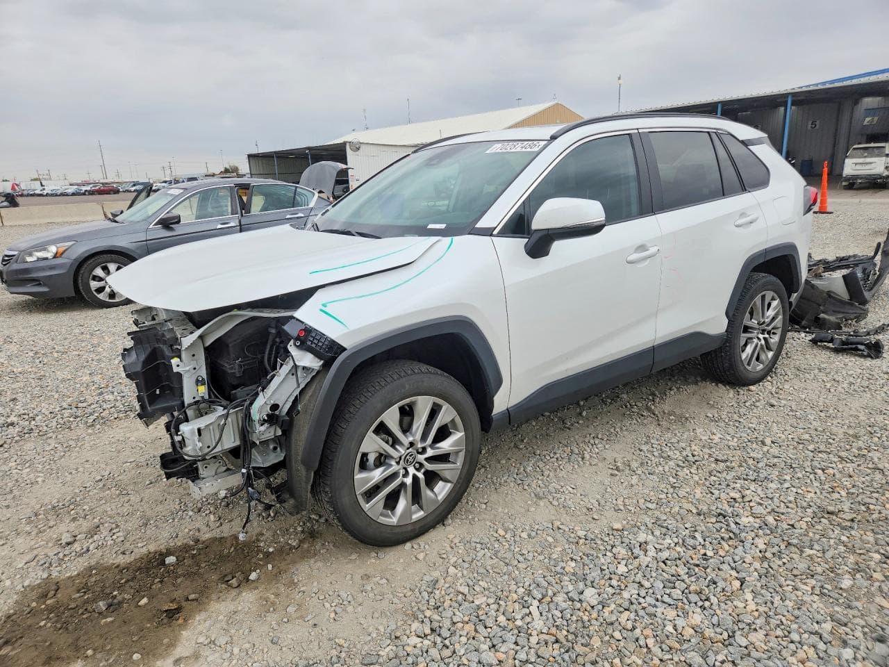 2023 TOYOTA RAV4 en subasta